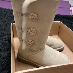 UGG Bailey Triple Button Boots